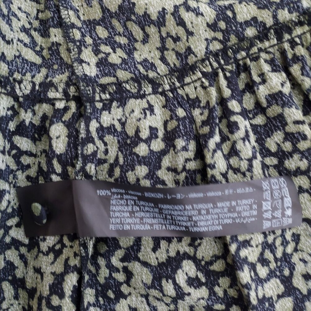 Zara Floral Print Tab Sleeves Mini Tiered Dress Size Medium - Picture 8 of 9